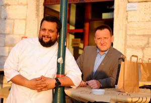 tom gretic i emil perdec  ispred kantinona [800x600]